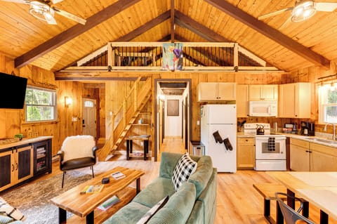 House (2 Bedrooms) | Interior
