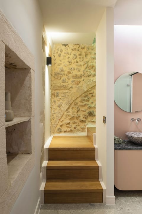 Family Quadruple Room | In-room safe, blackout drapes, soundproofing, iron/ironing board