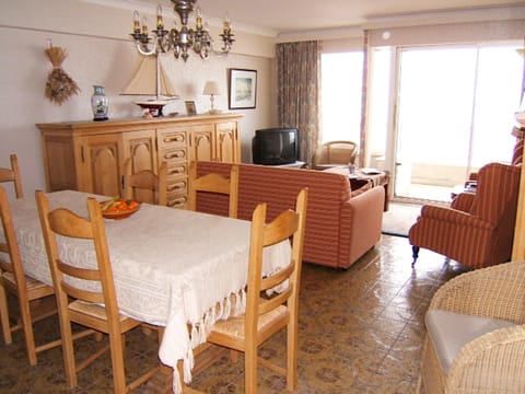 Apartment | Living room