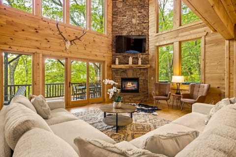 House | 5 bedrooms, Internet