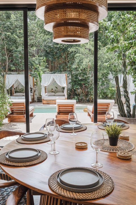 Deluxe Villa, Balcony, Pool View | In-room dining