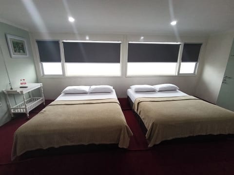 Family Twin Room | Desk, free WiFi, bed sheets