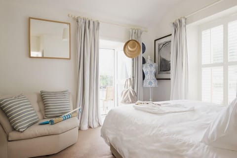 Individually decorated, free WiFi