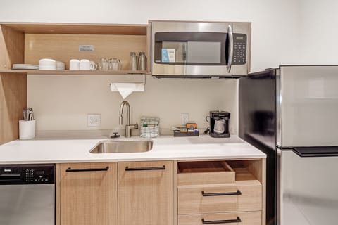 Studio, 2 Queen Beds, Accessible, Bathtub (Mobility & Hearing) | In-room safe, iron/ironing board, free WiFi, bed sheets