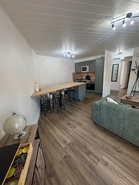 Superior Apartment | Private kitchen | Espresso maker, coffee/tea maker, electric kettle, toaster