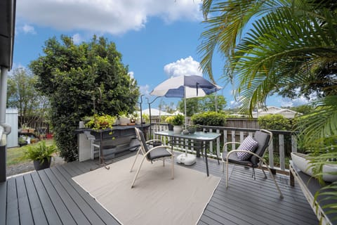 Cottage with Balcony | Terrace/patio