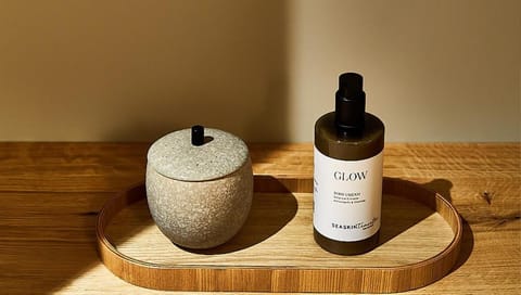 Minibar, in-room safe, soundproofing, free cribs/infant beds