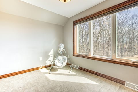 House (5 Bedrooms) | Interior