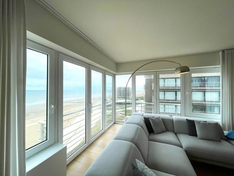 Apartment | Living room