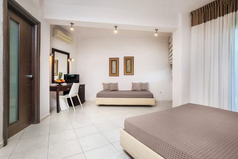 Standard Triple Room | Free WiFi, bed sheets