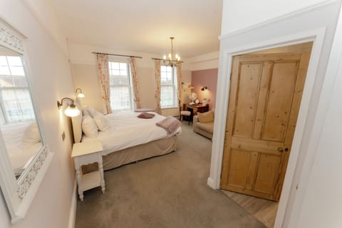 Classic Double Room | Desk, free WiFi