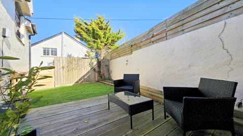 Cottage (2 Bedrooms) | Interior