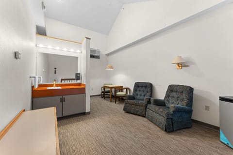 Quadruple Room, Balcony | Free WiFi