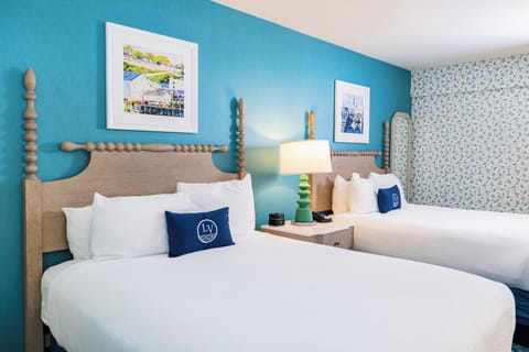 Traditional Room, 2 Queen Beds, Pool View | Premium bedding, pillowtop beds, in-room safe, iron/ironing board