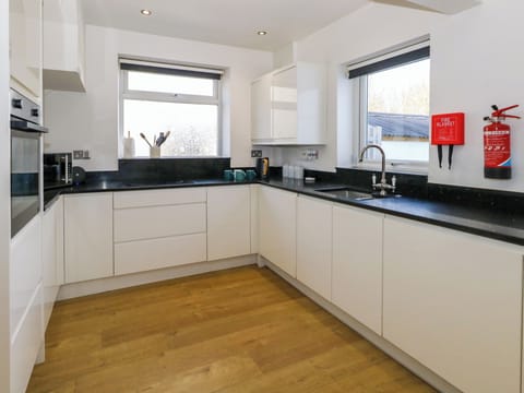 Fridge, dishwasher, electric kettle, toaster