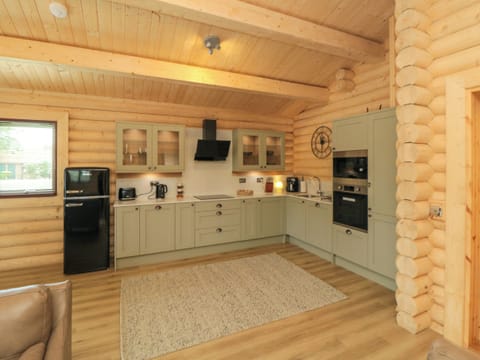 Fridge, dishwasher, electric kettle, toaster