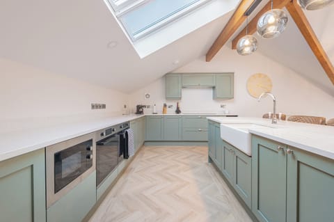 Fridge, dishwasher, electric kettle, toaster