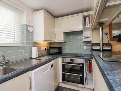 Fridge, dishwasher, electric kettle, toaster