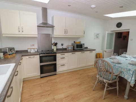 Fridge, dishwasher, electric kettle, toaster