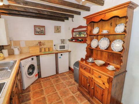 Fridge, dishwasher, electric kettle, toaster