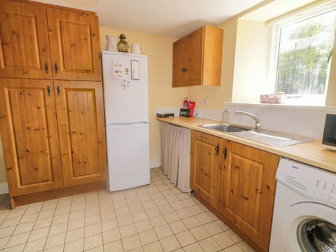 Fridge, dishwasher, electric kettle, toaster