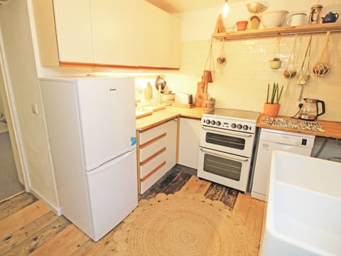 Fridge, dishwasher, electric kettle, toaster