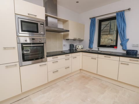 Fridge, dishwasher, electric kettle, toaster