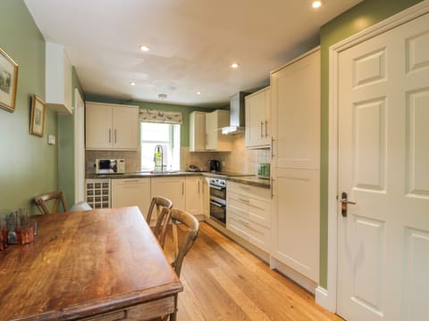 Fridge, dishwasher, electric kettle, toaster