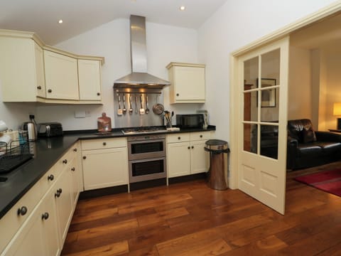 Fridge, dishwasher, electric kettle, toaster