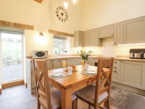 Fridge, dishwasher, electric kettle, toaster