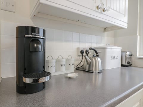 Fridge, dishwasher, electric kettle, toaster