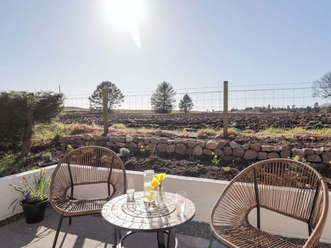 Cottage | Outdoor dining