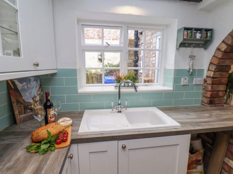 Fridge, dishwasher, electric kettle, toaster