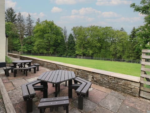 Cottage | Outdoor dining