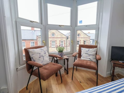 2 bedrooms, individually decorated, individually furnished, free WiFi
