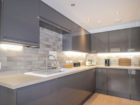 Fridge, dishwasher, electric kettle, toaster