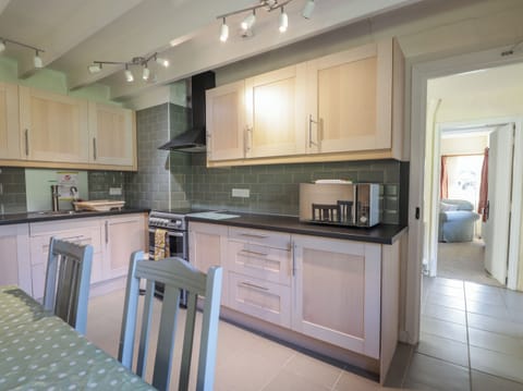 Fridge, dishwasher, electric kettle, toaster