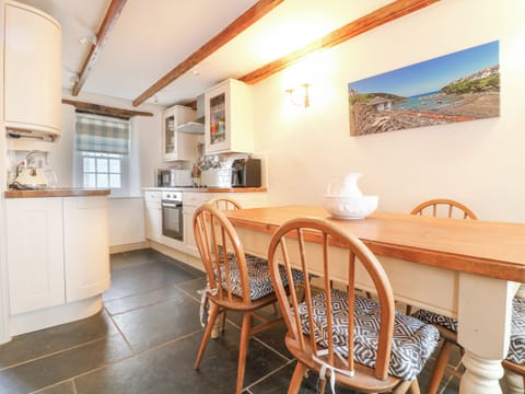 Fridge, dishwasher, electric kettle, toaster