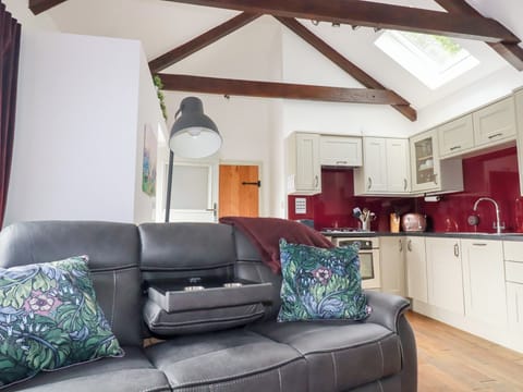 Cottage | Living area | DVD player