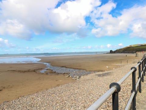 Cottage | Beach | Beach nearby