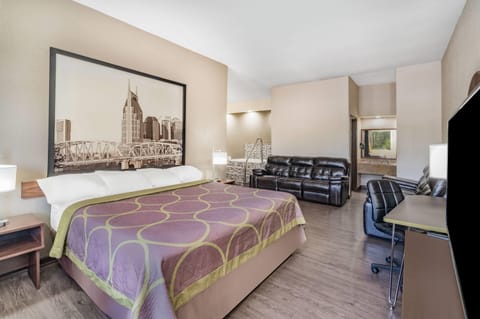 Desk, blackout drapes, iron/ironing board, free WiFi