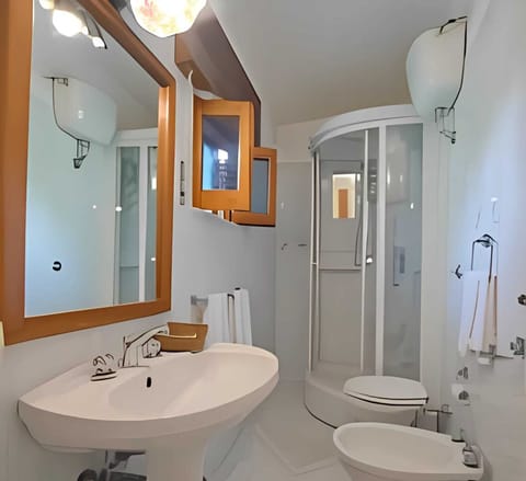 Basic Townhome | 1 bedroom, iron/ironing board, free WiFi