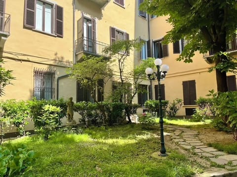 Apartment, 2 Bedrooms, Accessible, Smoking | Front of property