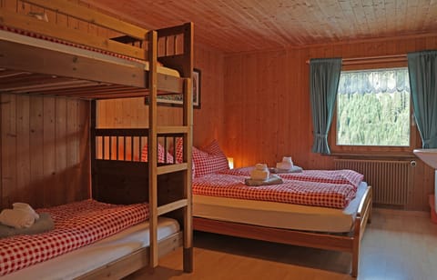 Family Quadruple Room, Mountain View | Free WiFi