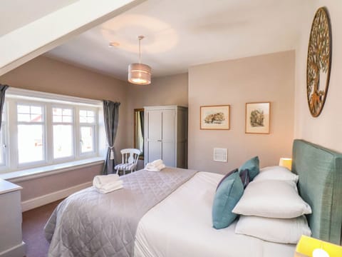 Cottage | 3 bedrooms, individually decorated, individually furnished, free WiFi