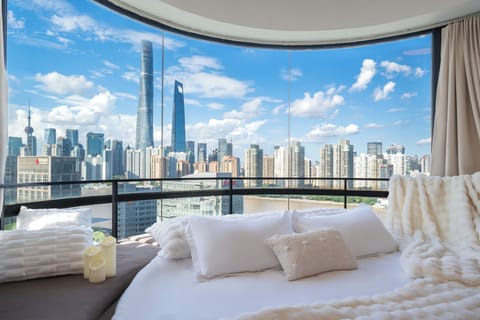 Superior Apartment, City View | 4 bedrooms, soundproofing, free cribs/infant beds, free WiFi