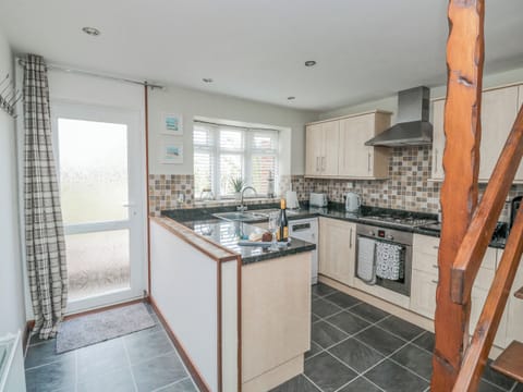 Fridge, dishwasher, electric kettle, toaster