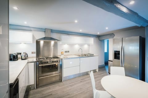 Fridge, dishwasher, electric kettle, toaster