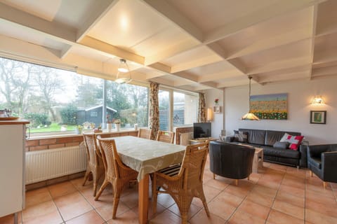 House | Dining