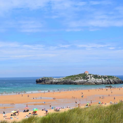 Beach nearby, white sand